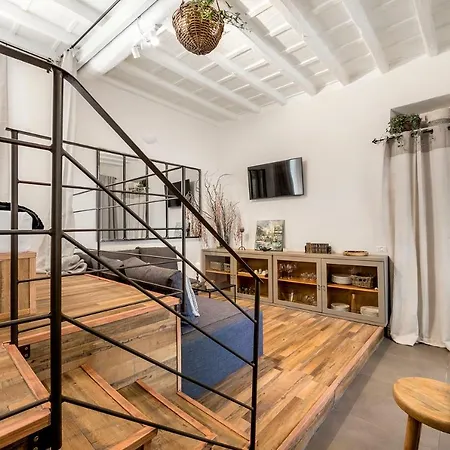 Iflat Trastevere Bianca's House * روما
